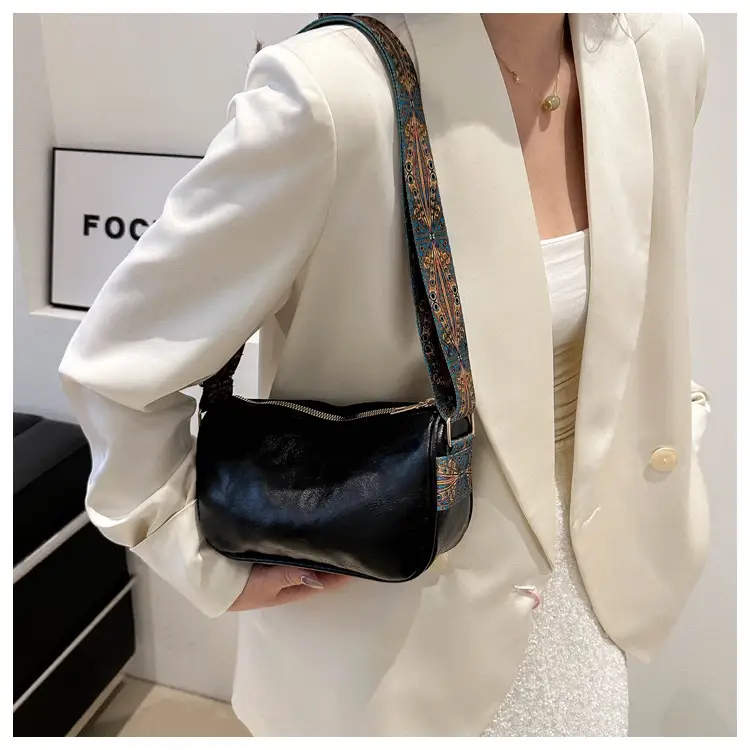 Retro Pink Shoulder Crossbody Bag for Women — feature 18