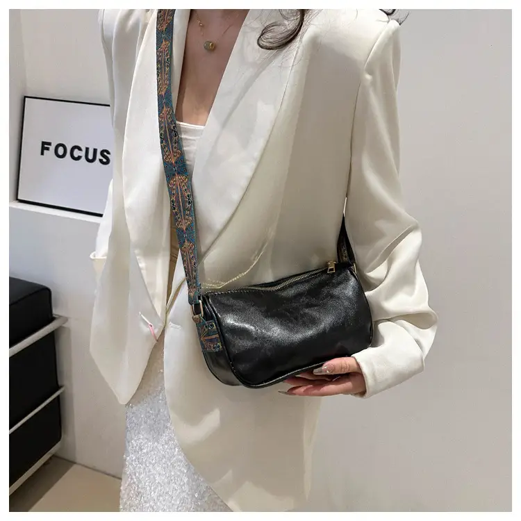 Retro Pink Shoulder Crossbody Bag for Women — feature 19