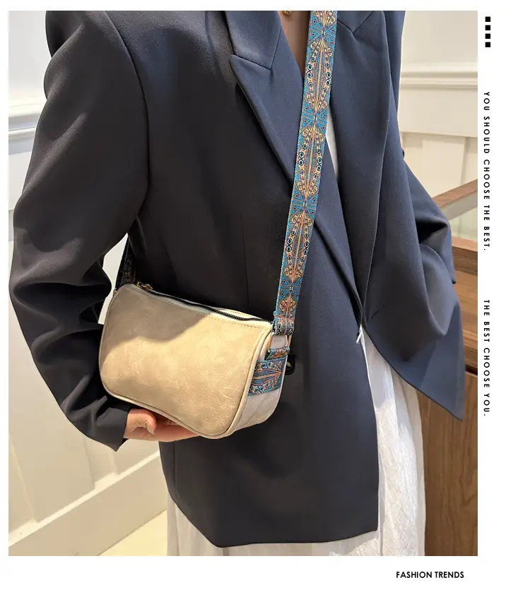 Retro Pink Shoulder Crossbody Bag for Women — feature 2
