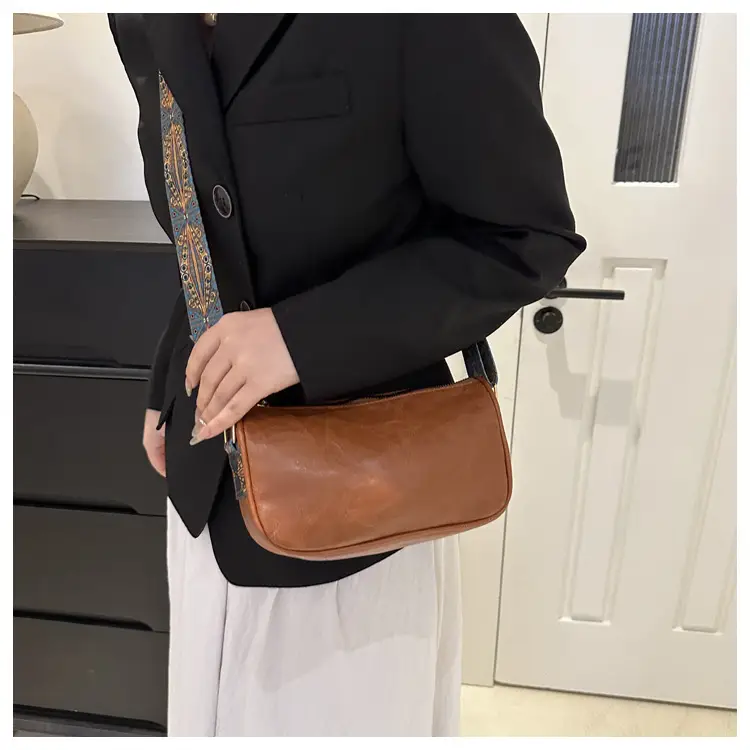 Retro Pink Shoulder Crossbody Bag for Women — feature 27