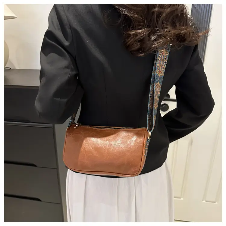 Retro Pink Shoulder Crossbody Bag for Women — feature 28