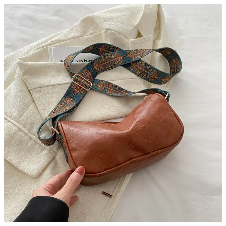 Retro Pink Shoulder Crossbody Bag for Women - Image 3