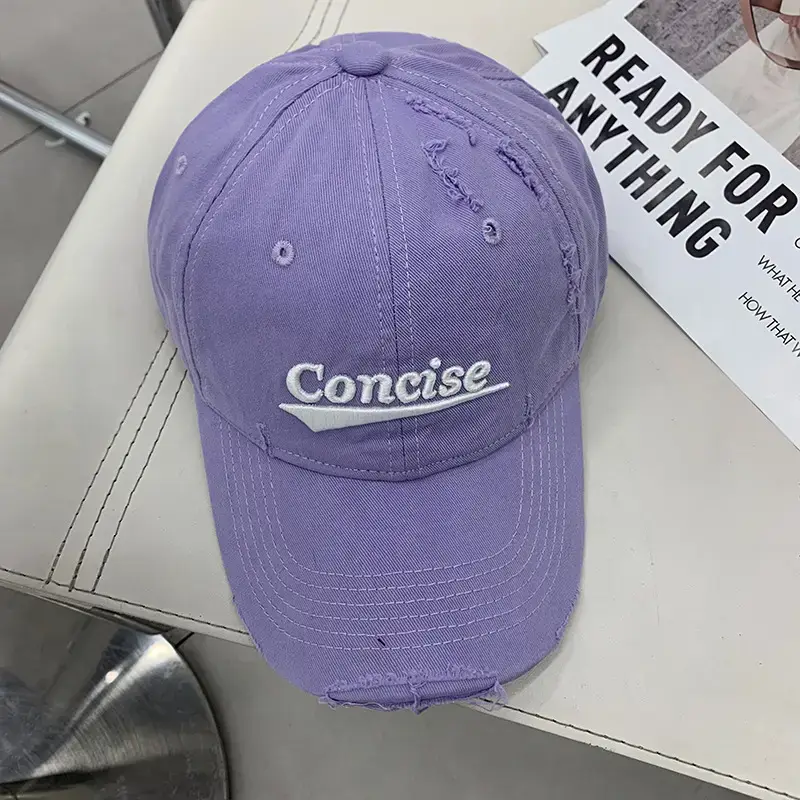 White Cotton Baseball Cap with Red Embroidered "Concise" Design - Image 4