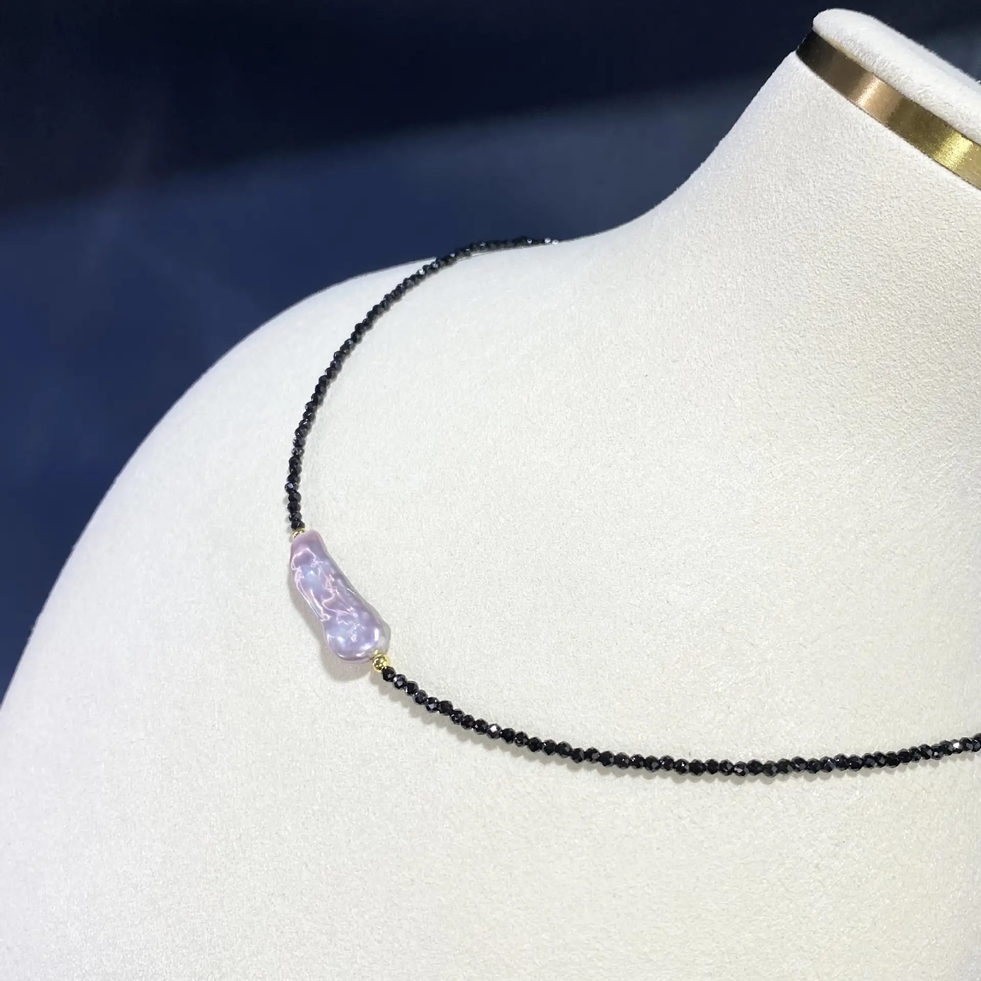 Natural Baroque Purple Pearl Clavicle Necklace for Women