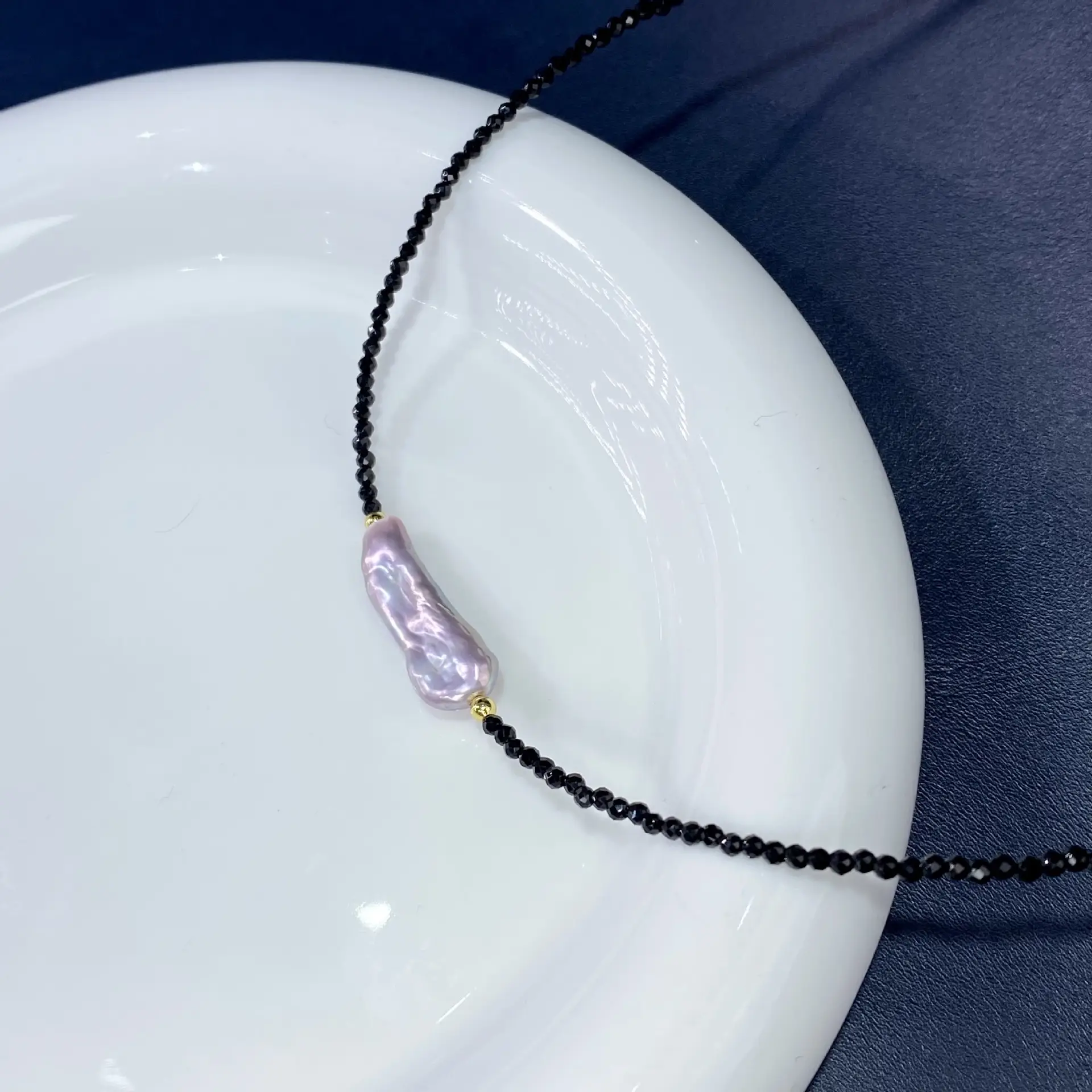 Natural Baroque Purple Pearl Clavicle Necklace for Women
