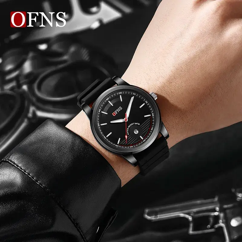 Men's Navy Blue Quartz Watch with Silicone Strap