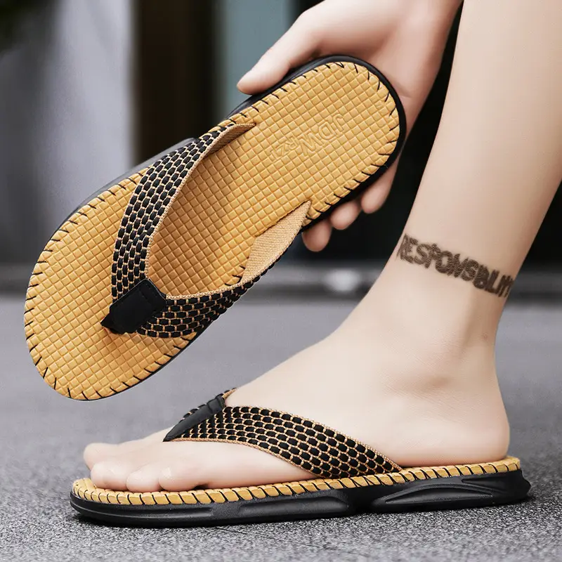 European and American fashion live slippers men's summer new beach flip-flops outdoor non-slip flip-flops foreign trade Men - Image 8