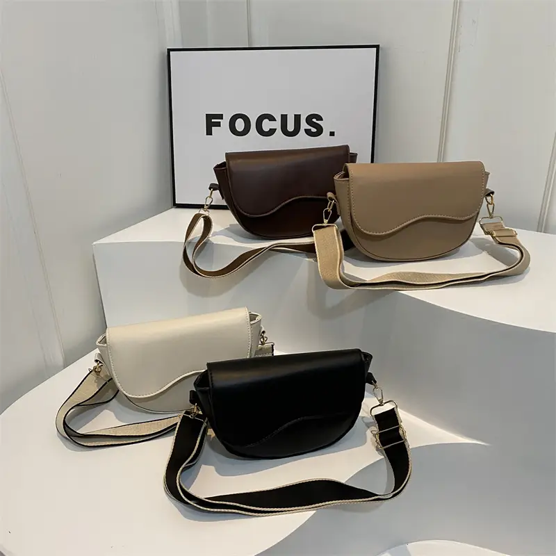 Retro Beige Shoulder Messenger Bag for Women 2024 - Image 8