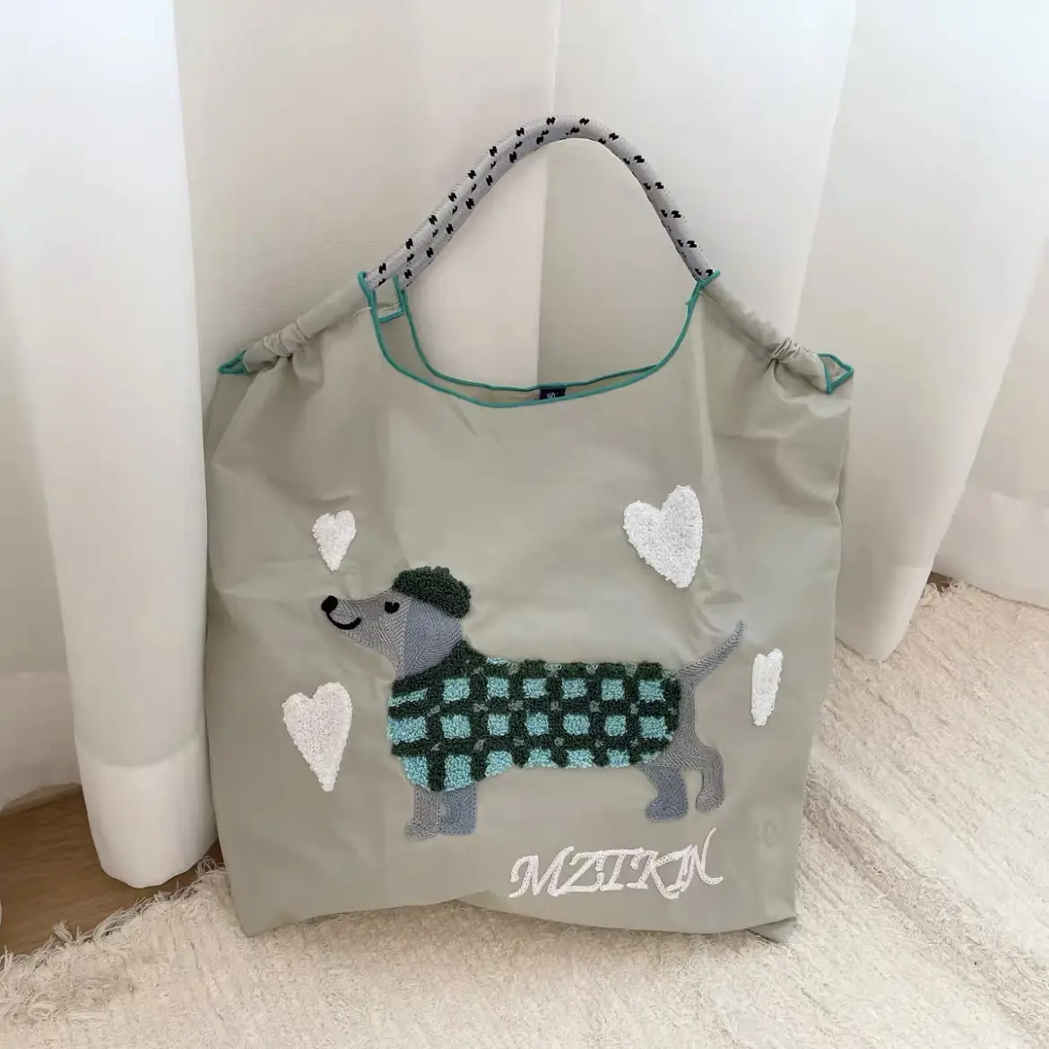 Cute Dog Embroidered Cartoon Handbag Large Capacity — feature 6