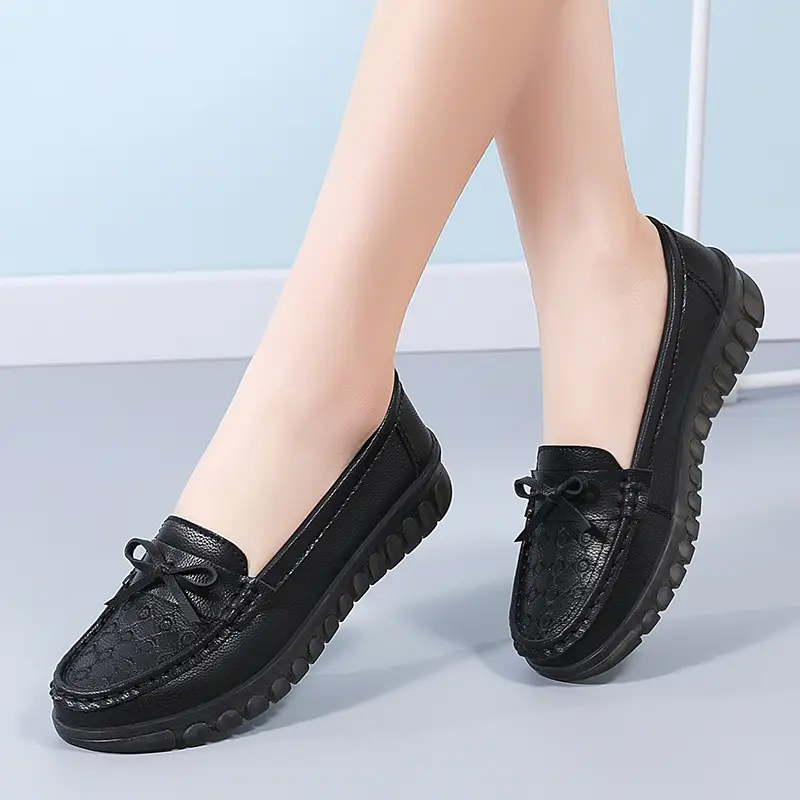 Cross-Border Women's Shoes Spring New Large Size Beanie Shoes Comfortable Lazy Shoes One-Step Soft Sole Non-Tiring Mother's Shoes - Image 4
