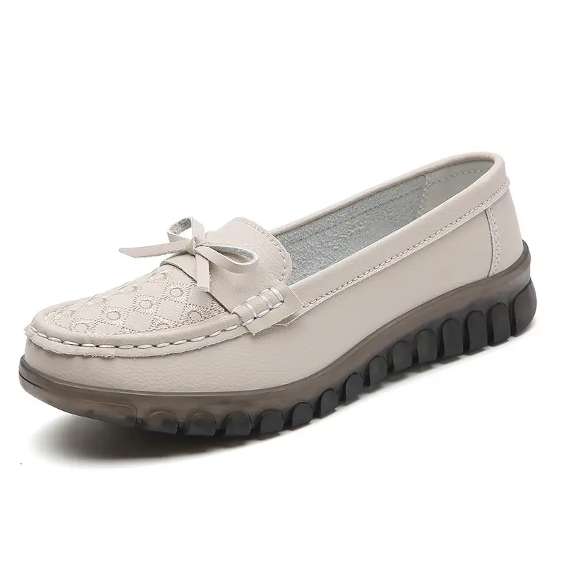 Cross-Border Women's Shoes Spring New Large Size Beanie Shoes Comfortable Lazy Shoes One-Step Soft Sole Non-Tiring Mother's Shoes - Image 5