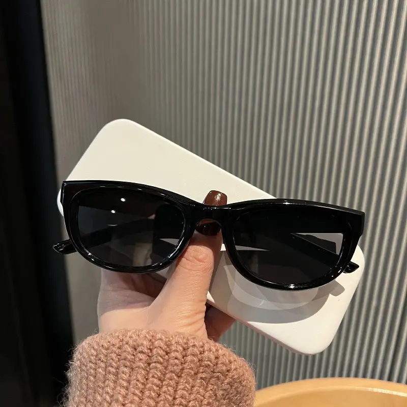 British Cherry Koko Olive Green Cat-Eye Sunglasses for Women Showing Small Faces and Concave Shape Sunshade Street Style Sunglasses - Image 2