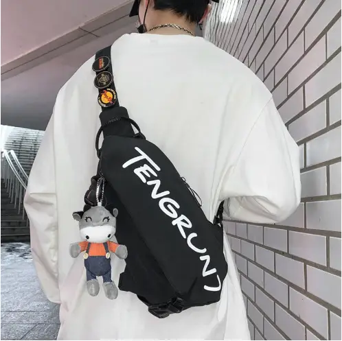 Men's Distinctive Japanese Style Crossbody Bag - Image 5