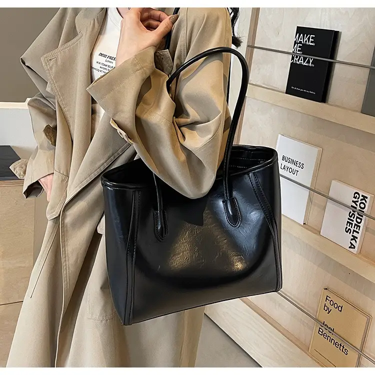 Women's Large Capacity Tan Tote Bag Spring Summer 2024 — feature 24
