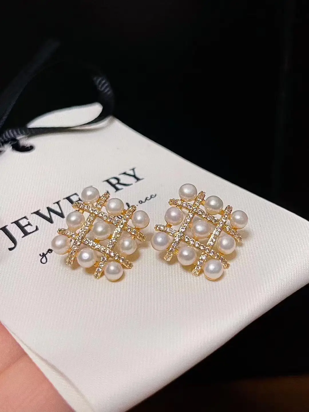 S925 Sterling Silver Pearl Earrings Middle Style — feature 11