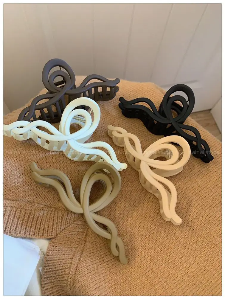 14CM Large Shark Hairpin for Women Girls — feature 6