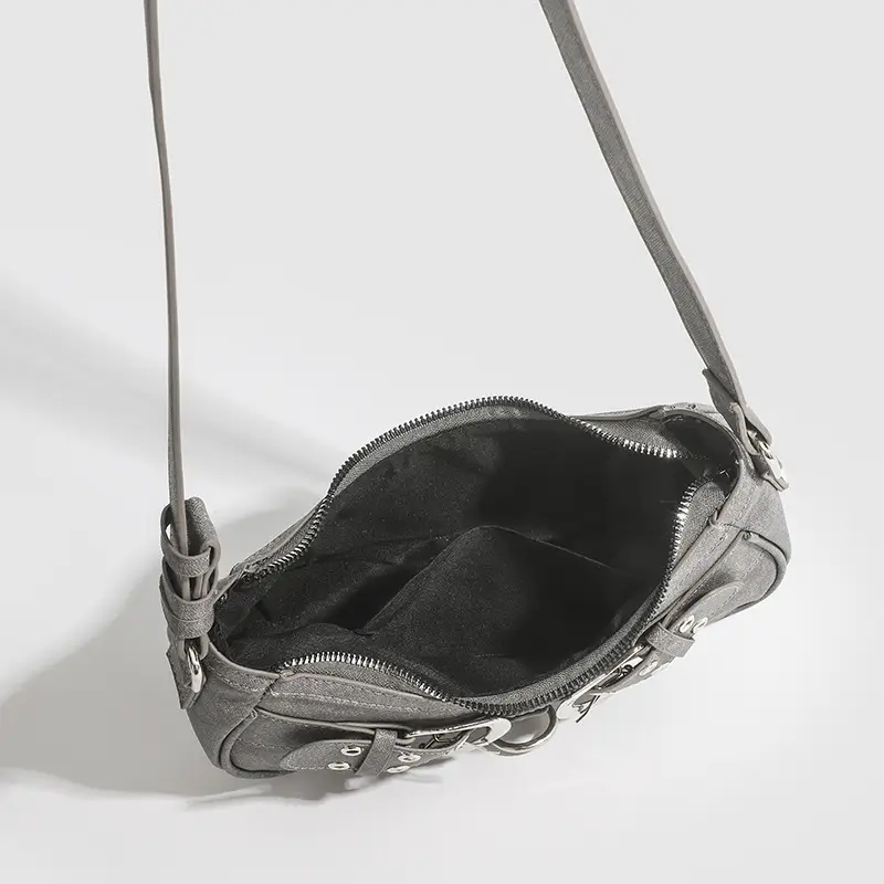 Black Zipper Shoulder Bag for Women 2026 - Image 5