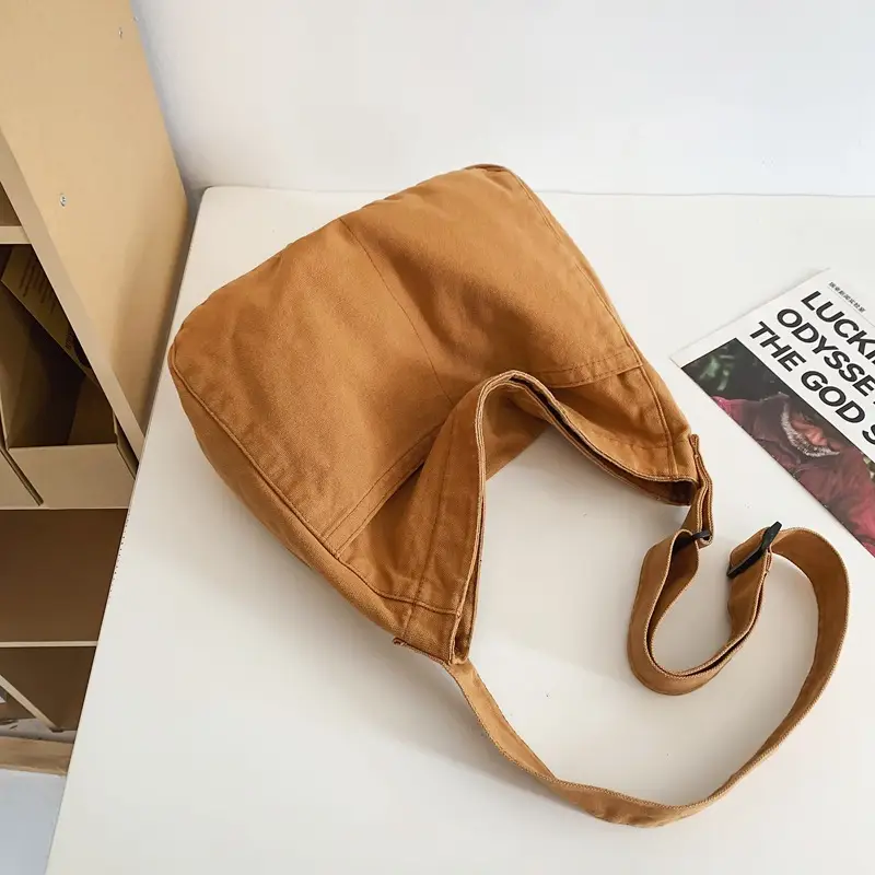 Large Capacity Ins Messenger Bag Cream 2024