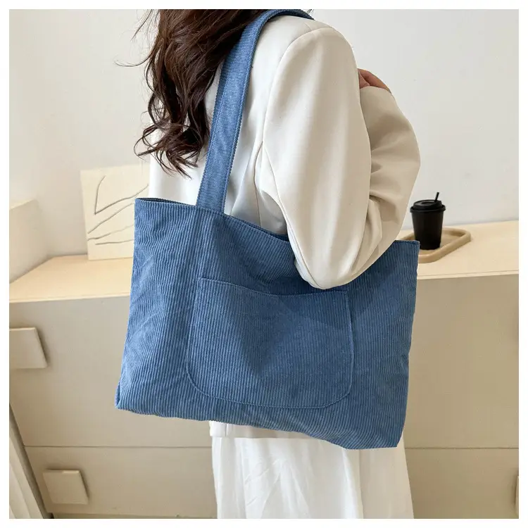 2025 White Corduroy Shoulder Bag Large Capacity Commuting Tote — feature 24