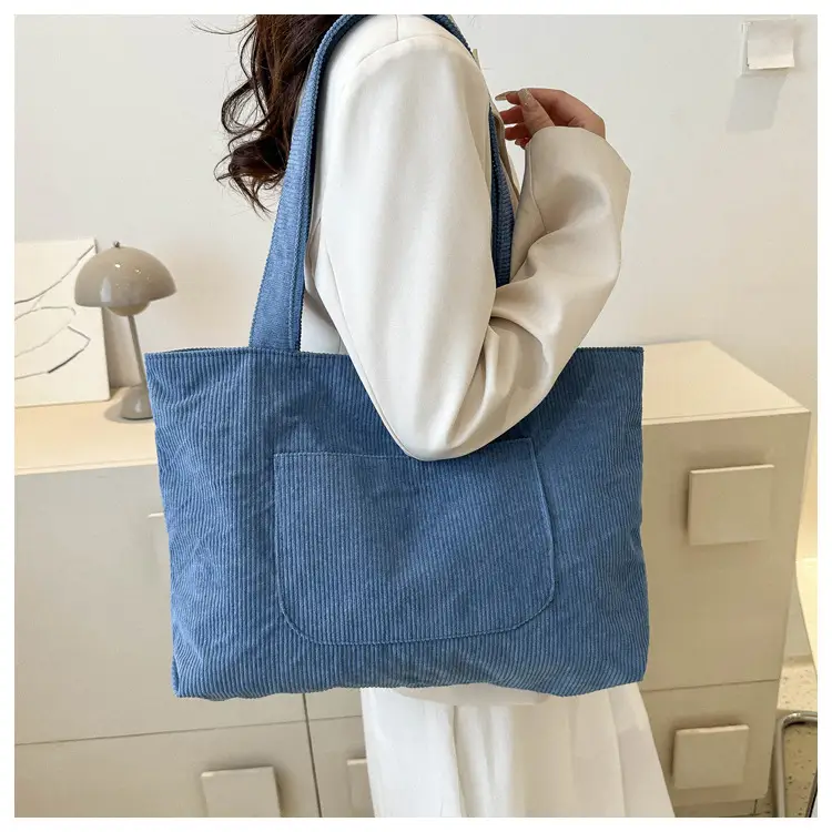 2025 White Corduroy Shoulder Bag Large Capacity Commuting Tote — feature 25