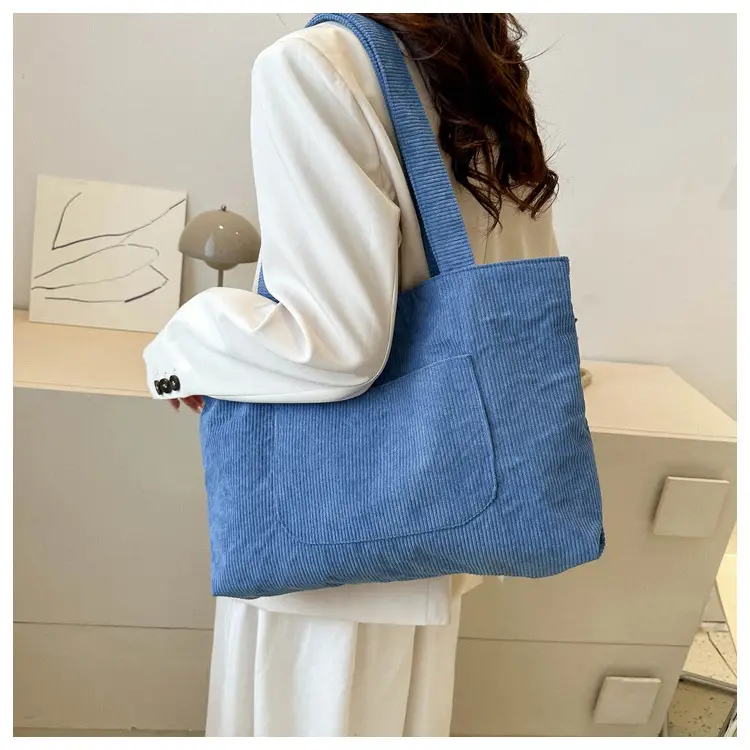 2025 White Corduroy Shoulder Bag Large Capacity Commuting Tote — feature 27