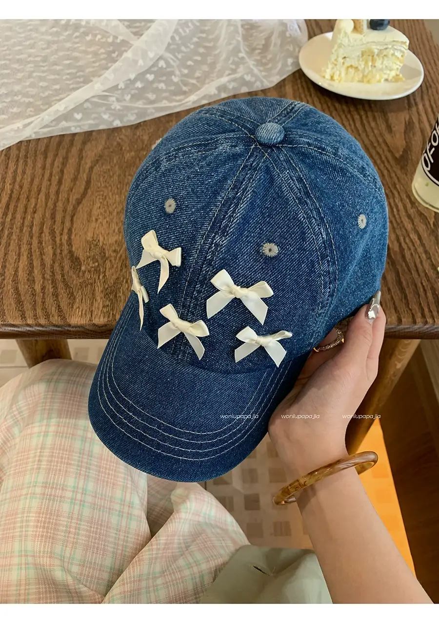 Women Bow Peaked Cap Black 2024 — feature 11