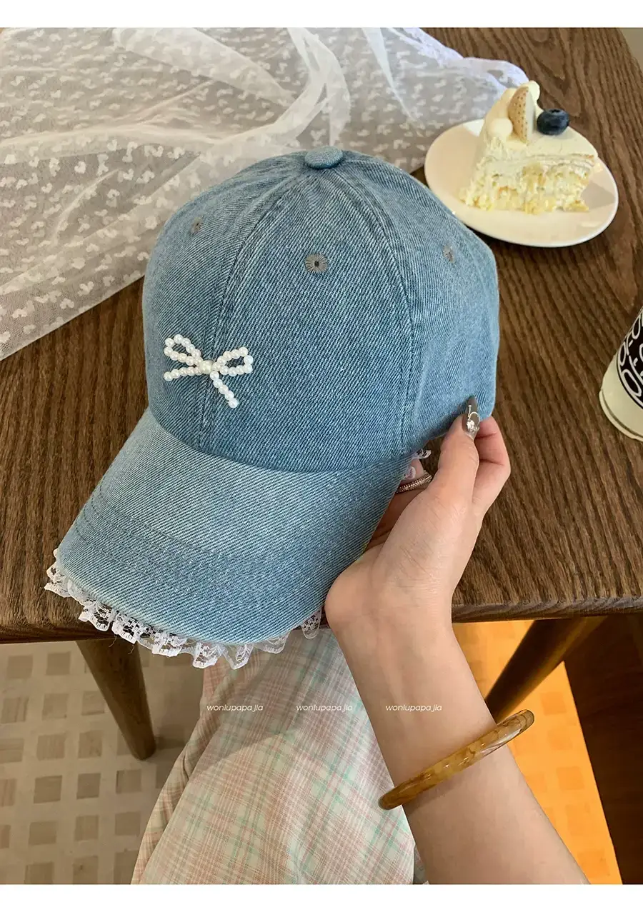 Women Bow Peaked Cap Black 2024 — feature 13
