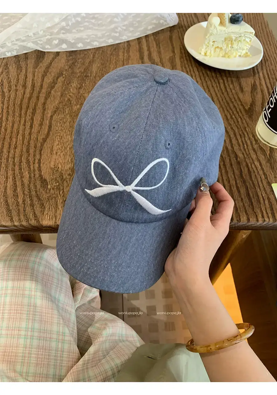 Women Bow Peaked Cap Black 2024 — feature 14