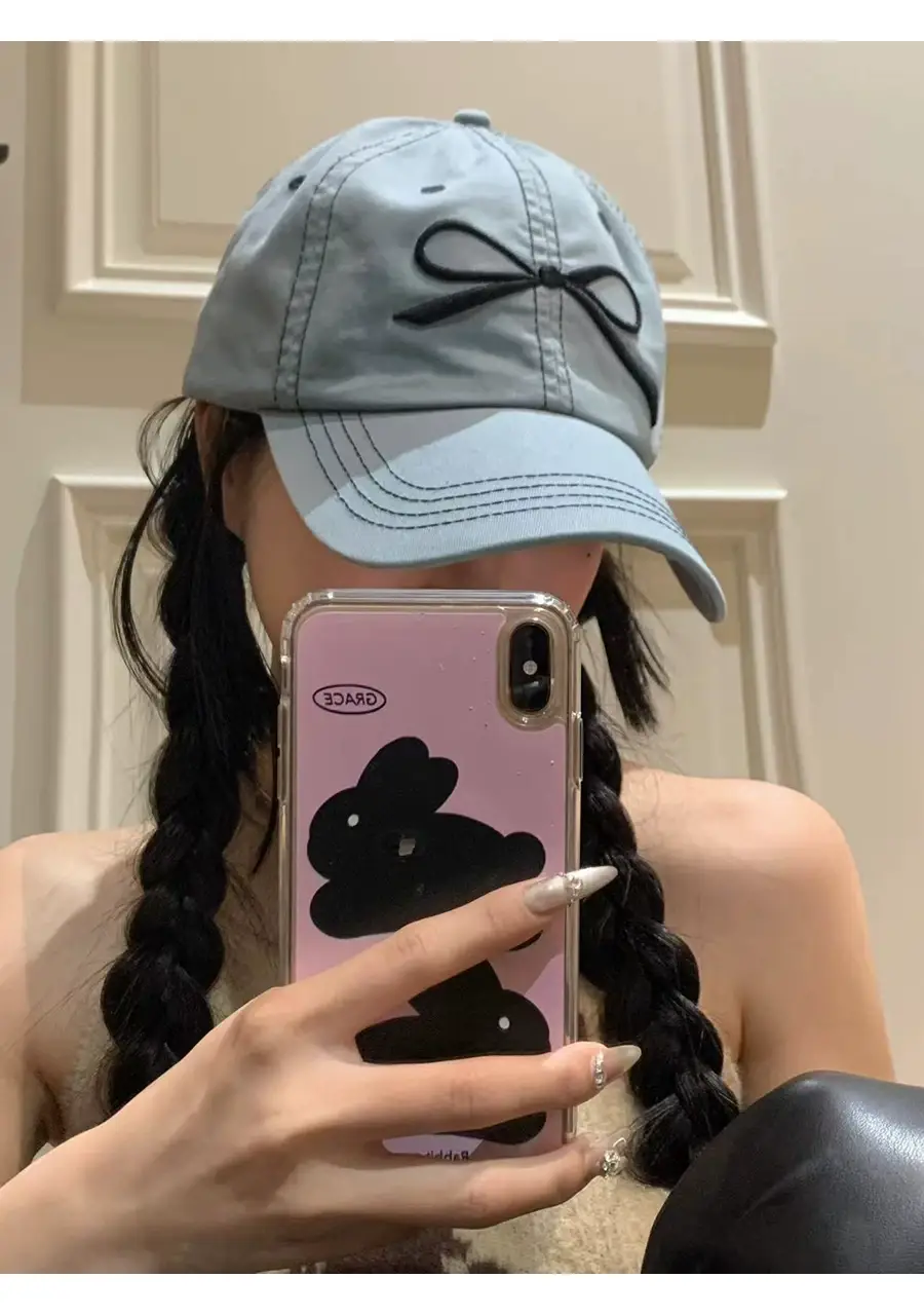 Women Bow Peaked Cap Black 2024 — feature 8