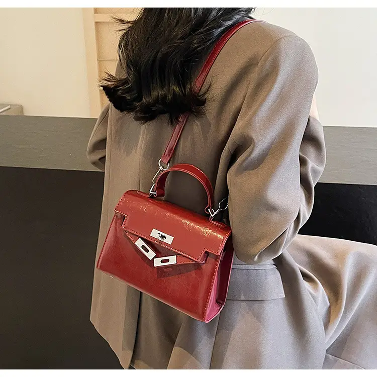 Women's Crossbody Tote Bag with High-Grade Leather & Platinum Hardware — feature 29