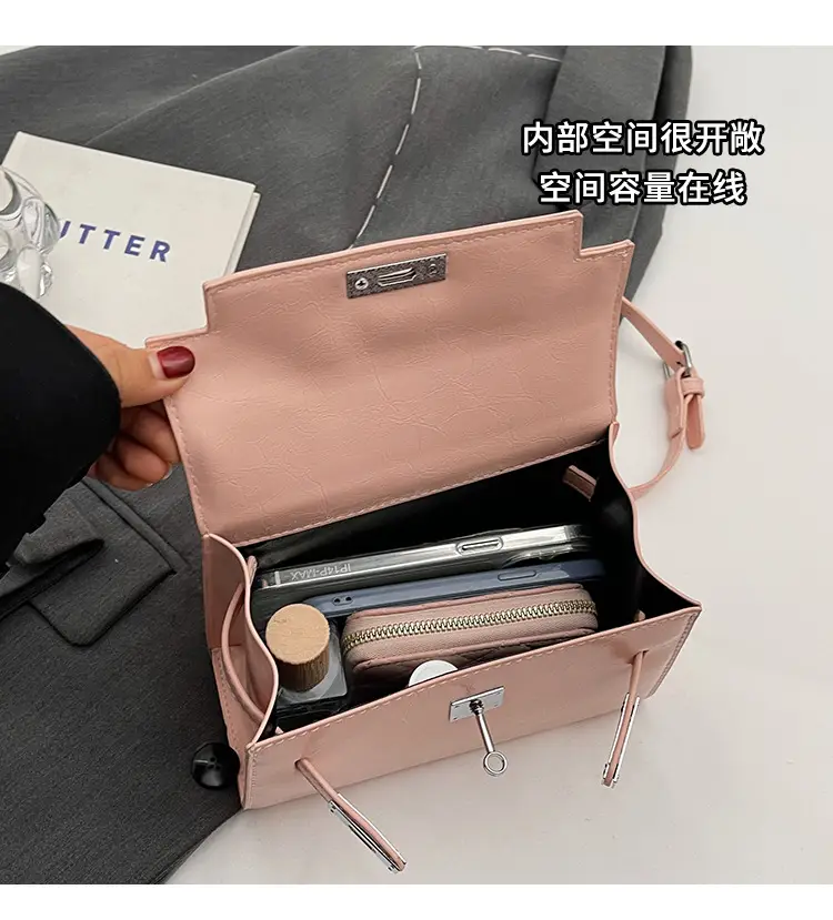 Women's Crossbody Tote Bag with High-Grade Leather & Platinum Hardware — feature 9
