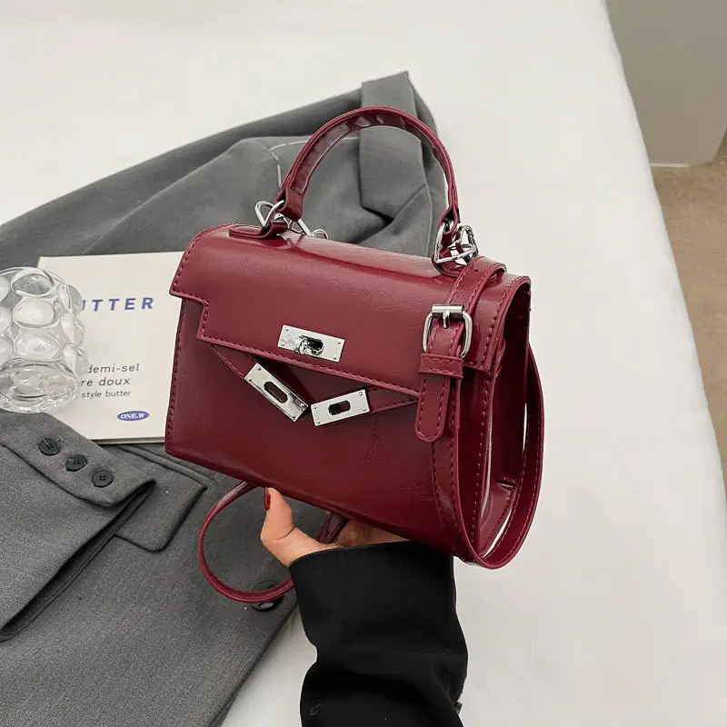 Women's Crossbody Tote Bag with High-Grade Leather & Platinum Hardware - Image 3
