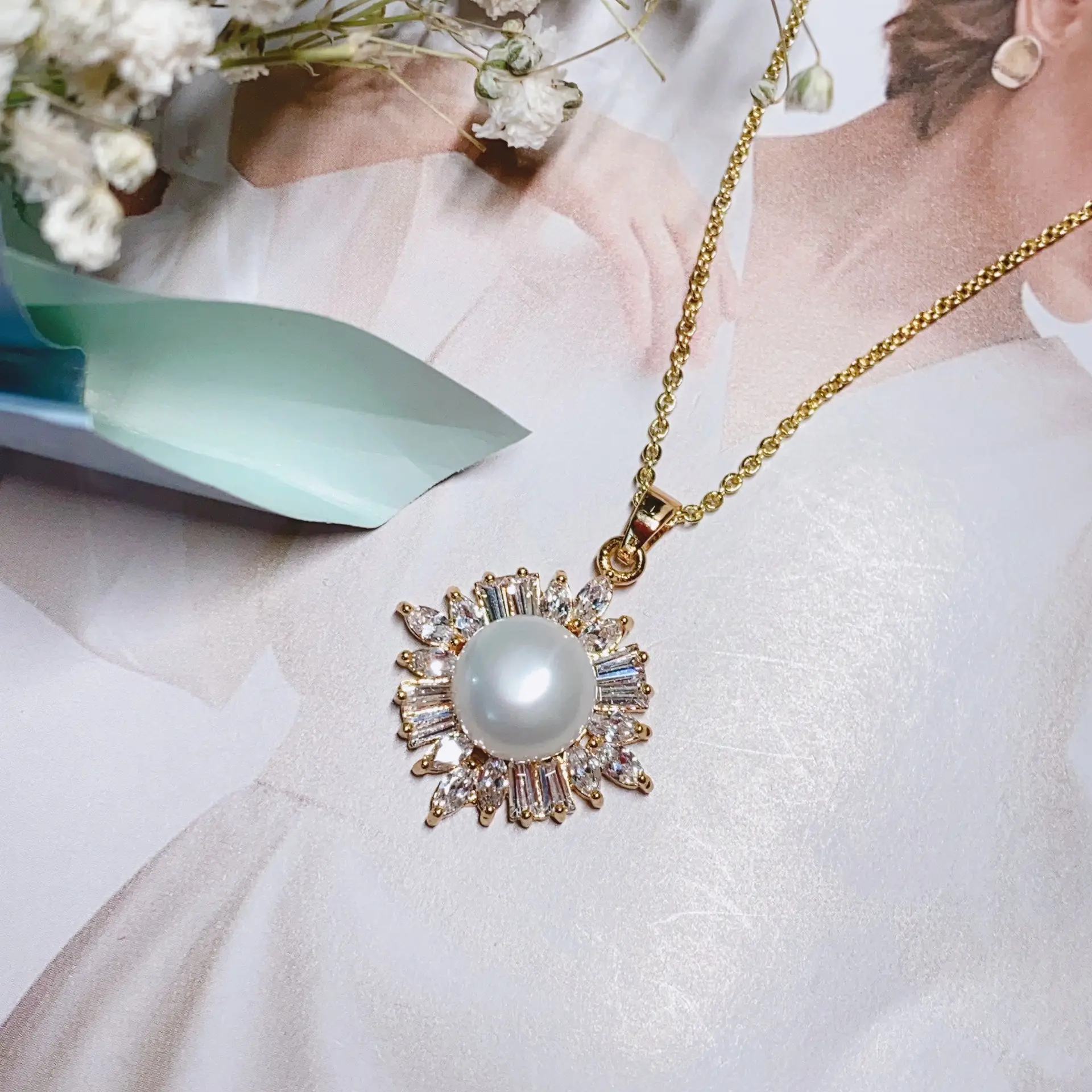Women's Pearl Pendant Necklace with Balance Wood & Copper Bag — feature 24