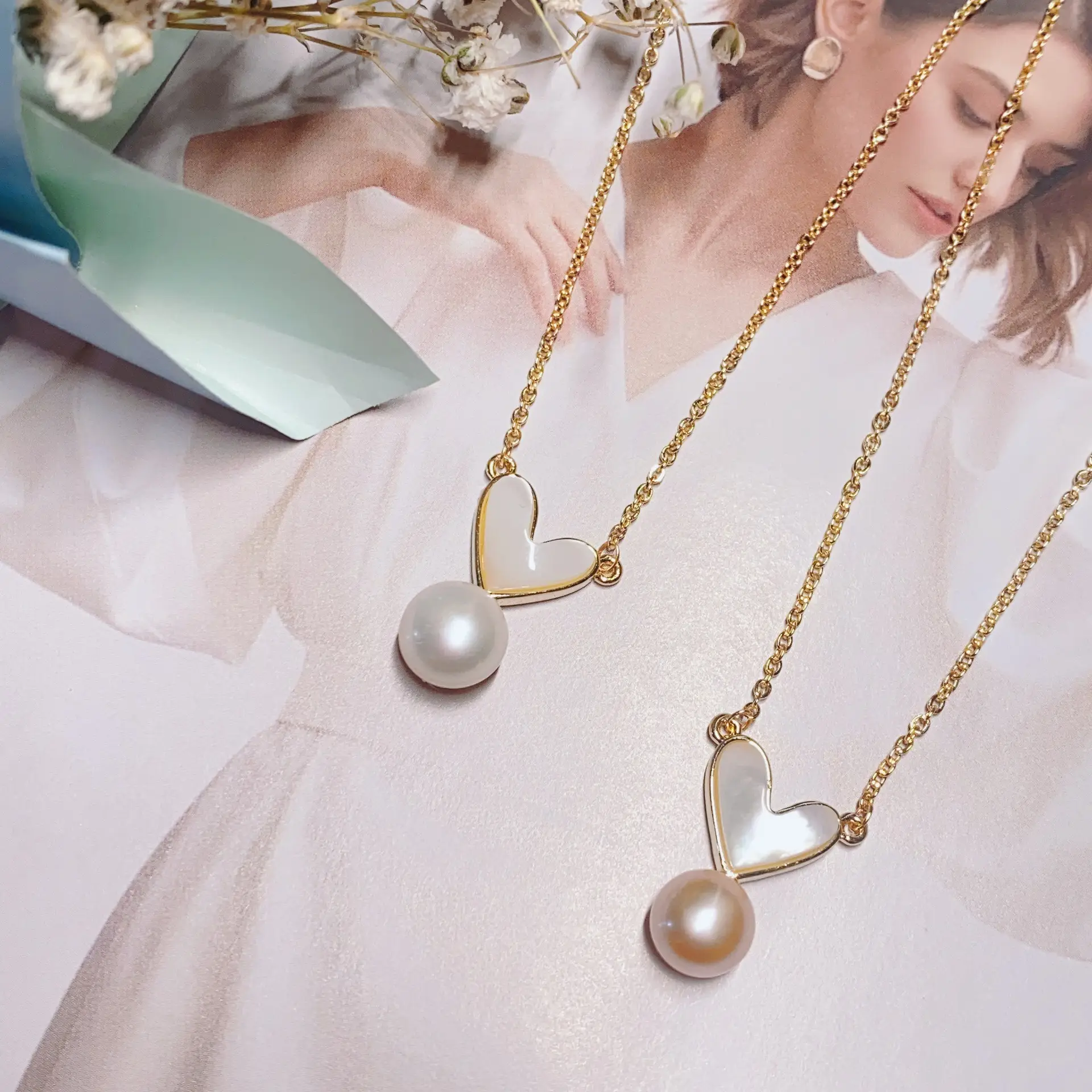 Women's Pearl Pendant Necklace with Balance Wood & Copper Bag — feature 31