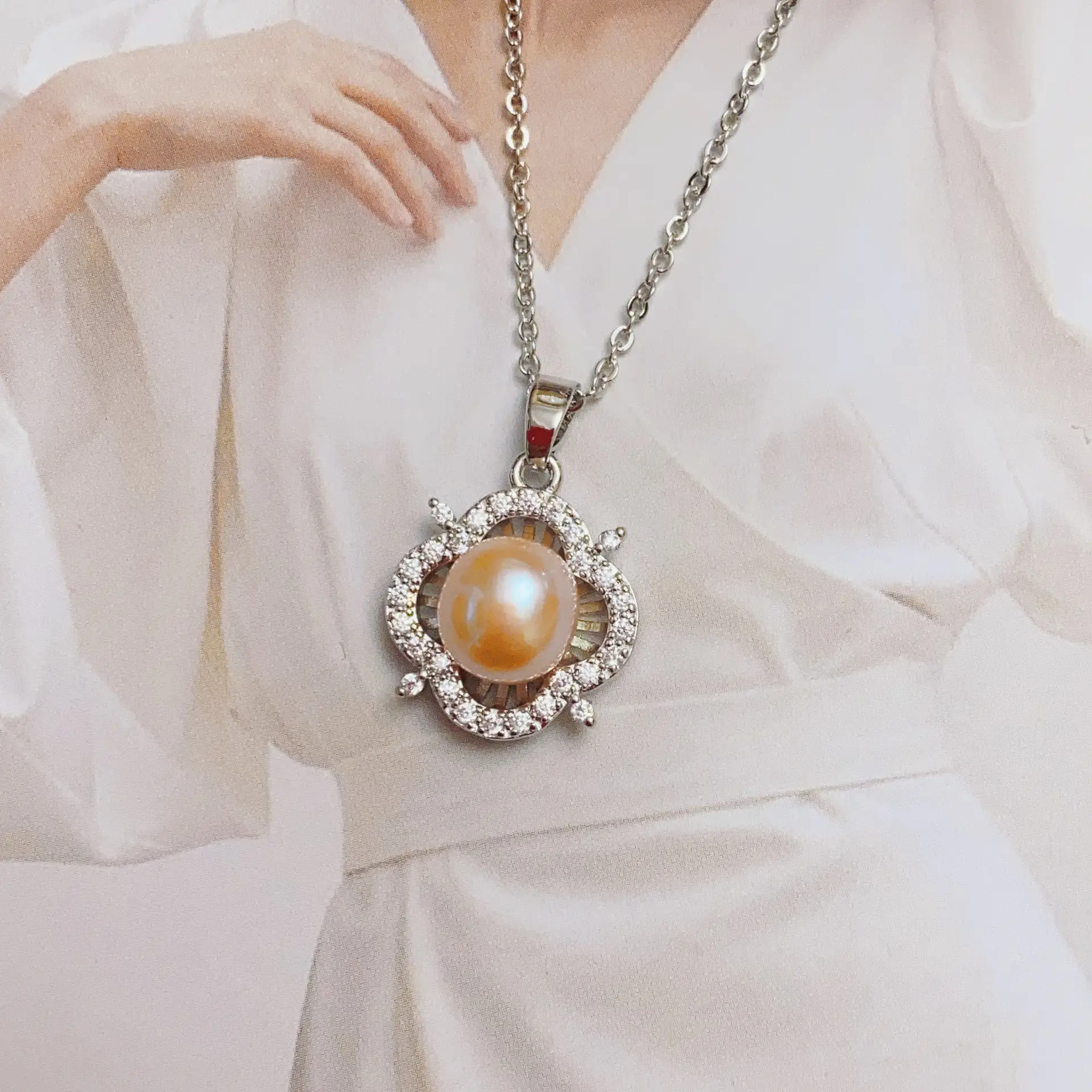 Women's Pearl Pendant Necklace with Balance Wood & Copper Bag - Image 32