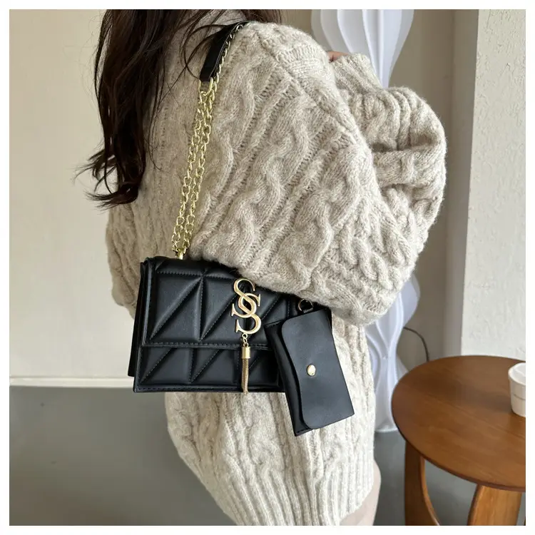 Black Chain Crossbody Bag for Women 2024 Spring — feature 10
