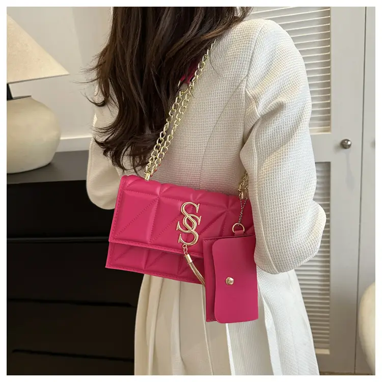 Black Chain Crossbody Bag for Women 2024 Spring — feature 18