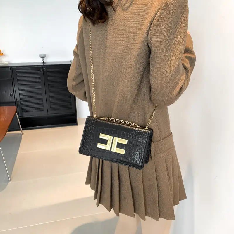 Korean Style Black Chain Crossbody Bag for Women