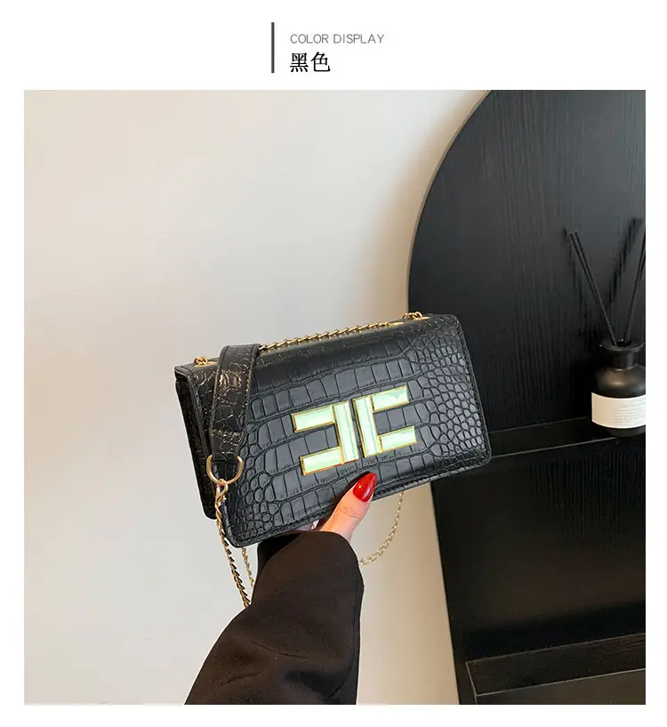 Korean Style Black Chain Crossbody Bag for Women — feature 10