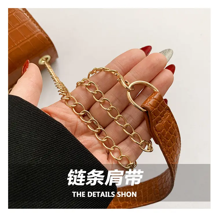 Korean Style Black Chain Crossbody Bag for Women — feature 4
