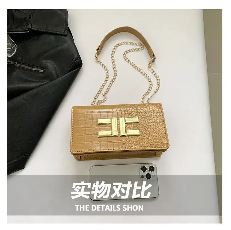 Korean Style Black Chain Crossbody Bag for Women — feature 6