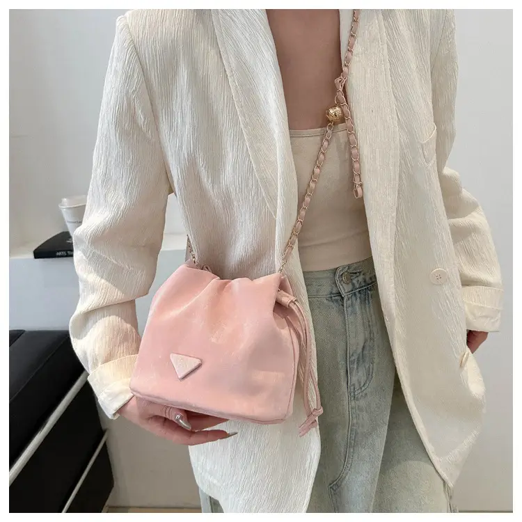 Pink Drawstring Shoulder Bag for Women 2024 Spring — feature 16