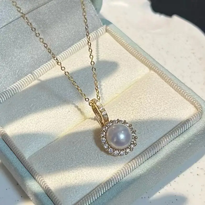 Pearl Detachable Universal Buckle Necklace with Butterfly Design - Image 2