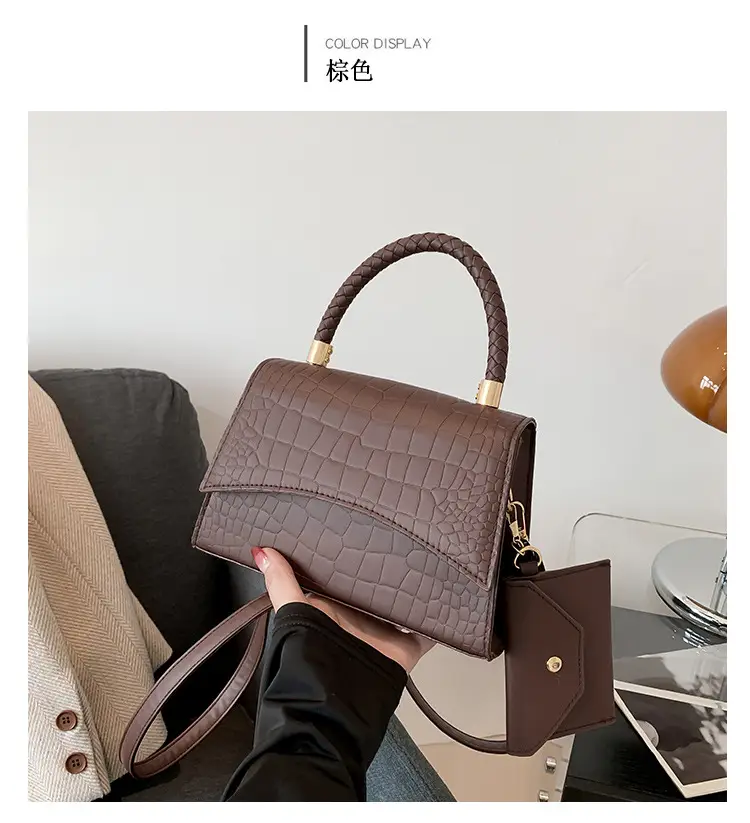 Green Texeled Crossbody Bag for Women 2024 Spring — feature 16
