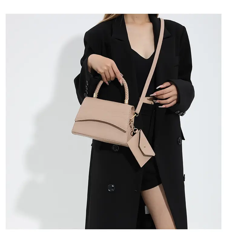 Green Texeled Crossbody Bag for Women 2024 Spring — feature 19