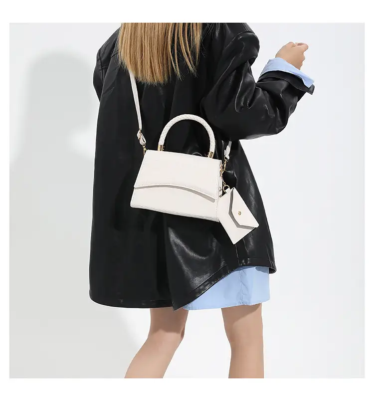 Green Texeled Crossbody Bag for Women 2024 Spring — feature 25