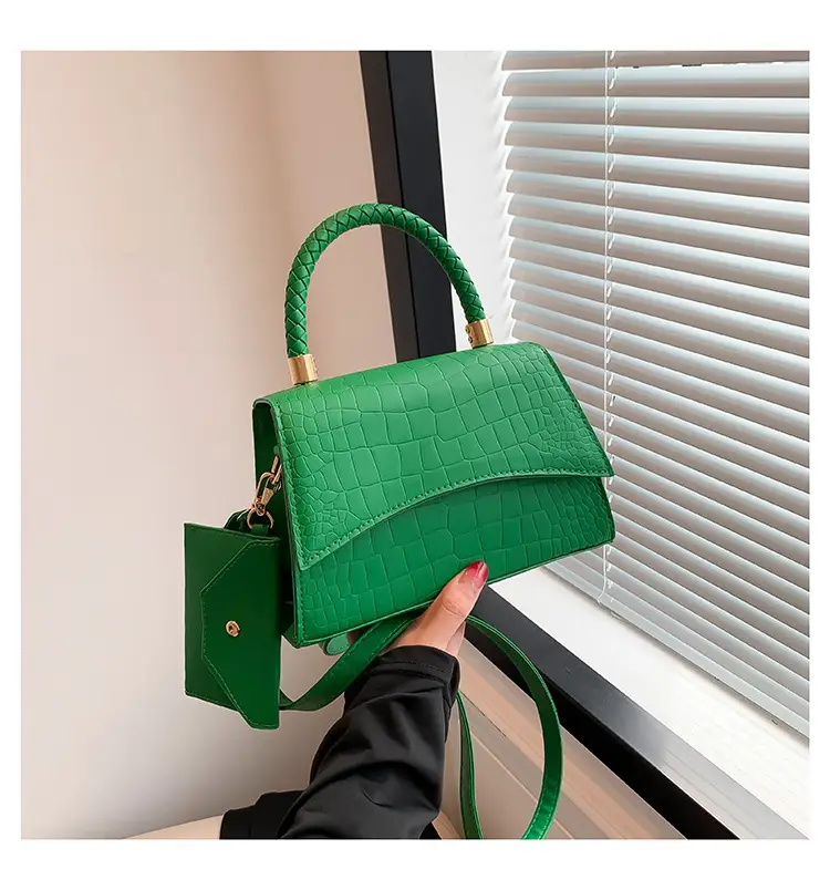 Green Texeled Crossbody Bag for Women 2024 Spring - Image 7