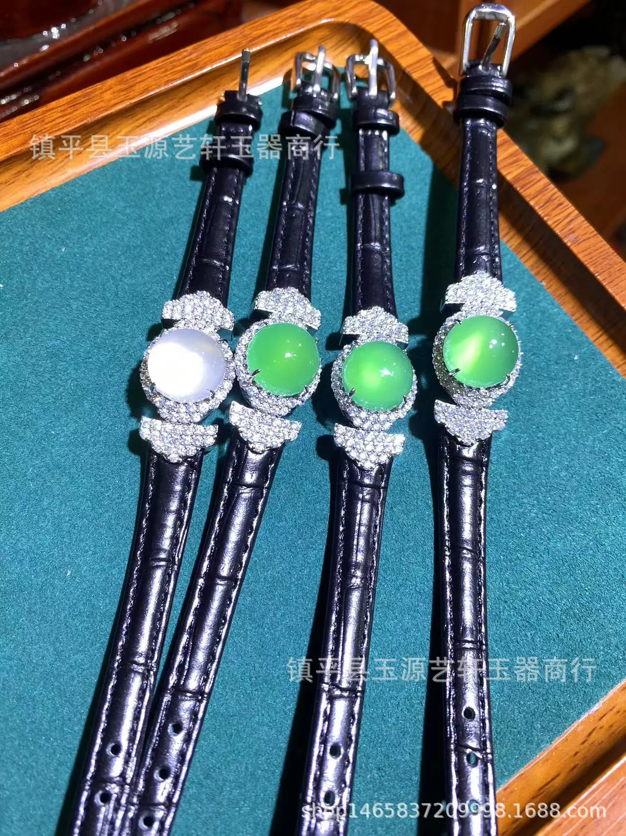Chinese Style Women's Wristband with Yang Green Agate & Silver Plated — feature 5