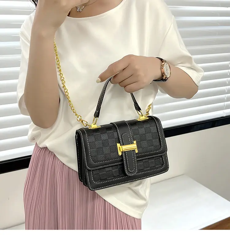 Black Velvet Square Handbag with Gold Chain for Women — feature 10
