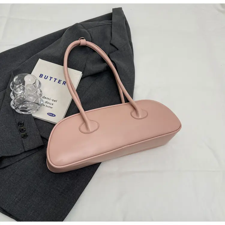 Women's New French Textured Shoulder Bag Cream 2024 — feature 13